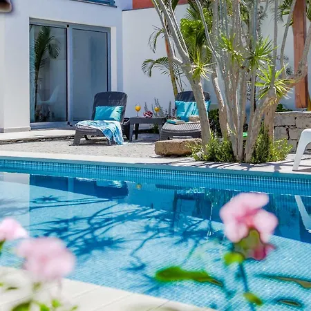 Villa Madeira Beach House - By Lovelystay