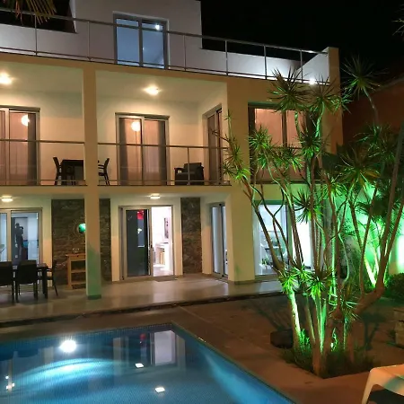 Villa Madeira Beach House - By Lovelystay *