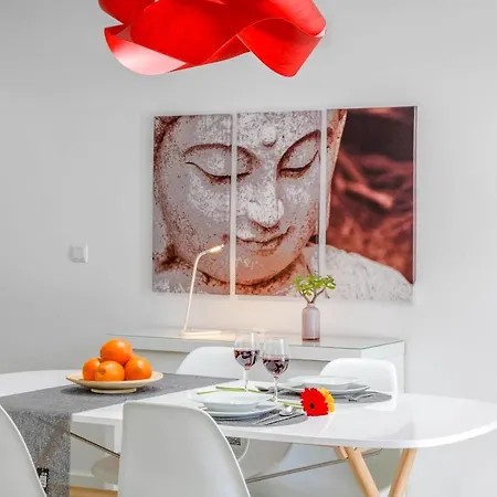 Madeira Beach House - By Lovelystay Villa