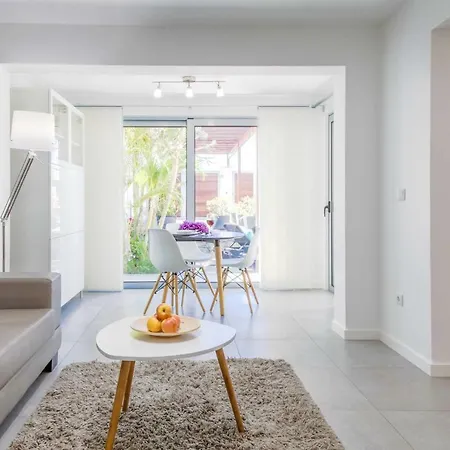Madeira Beach House - By Lovelystay Вилла *